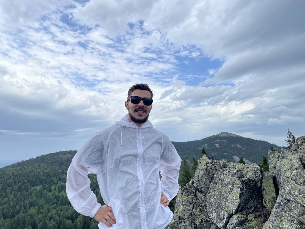 На вершине горы