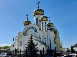 ☦️ Пасхальный день: семья, храмы и фото 5