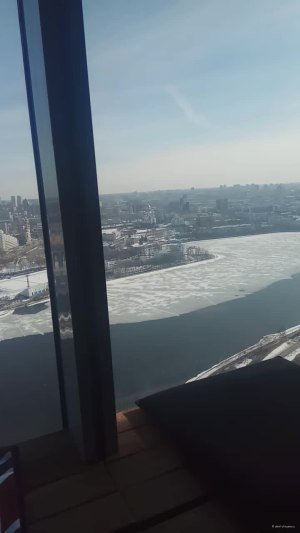 Ресторан на верхнем этаже в башне