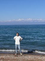 Небо, вода, горы, все голубое