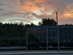 Город попрощался со мной через закат