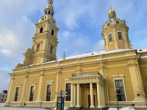 Петропавловский собор с обратной стороны