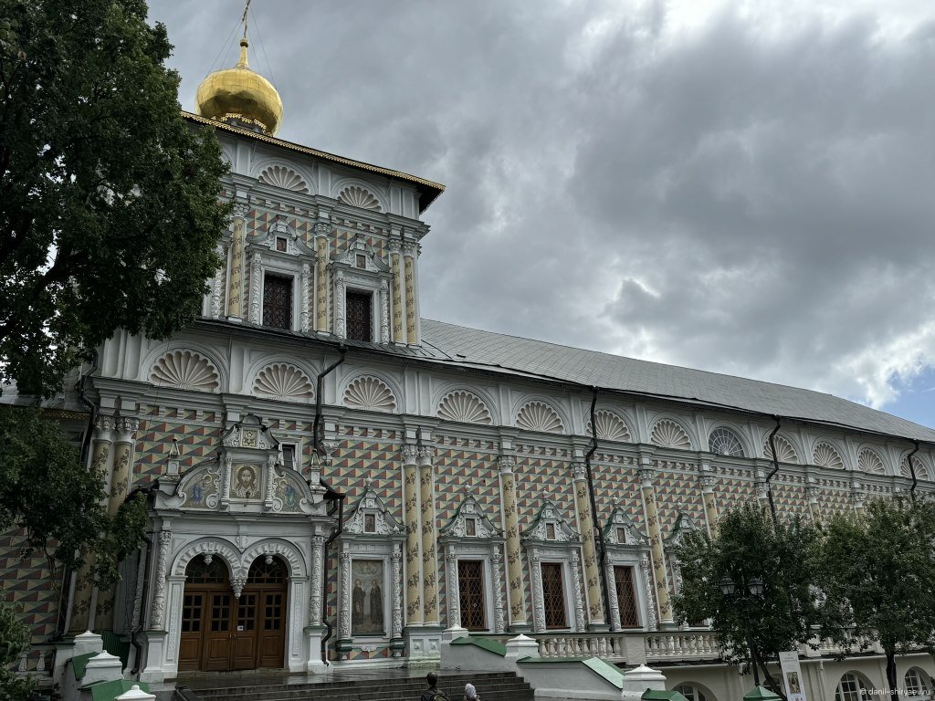 Трапезный храм